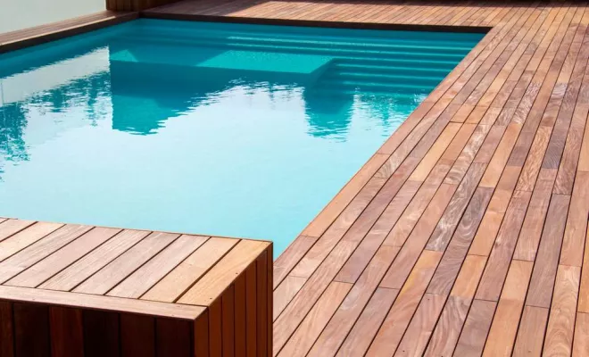 Installation de terrasses autour de piscine, Lesparre-Médoc, GMT